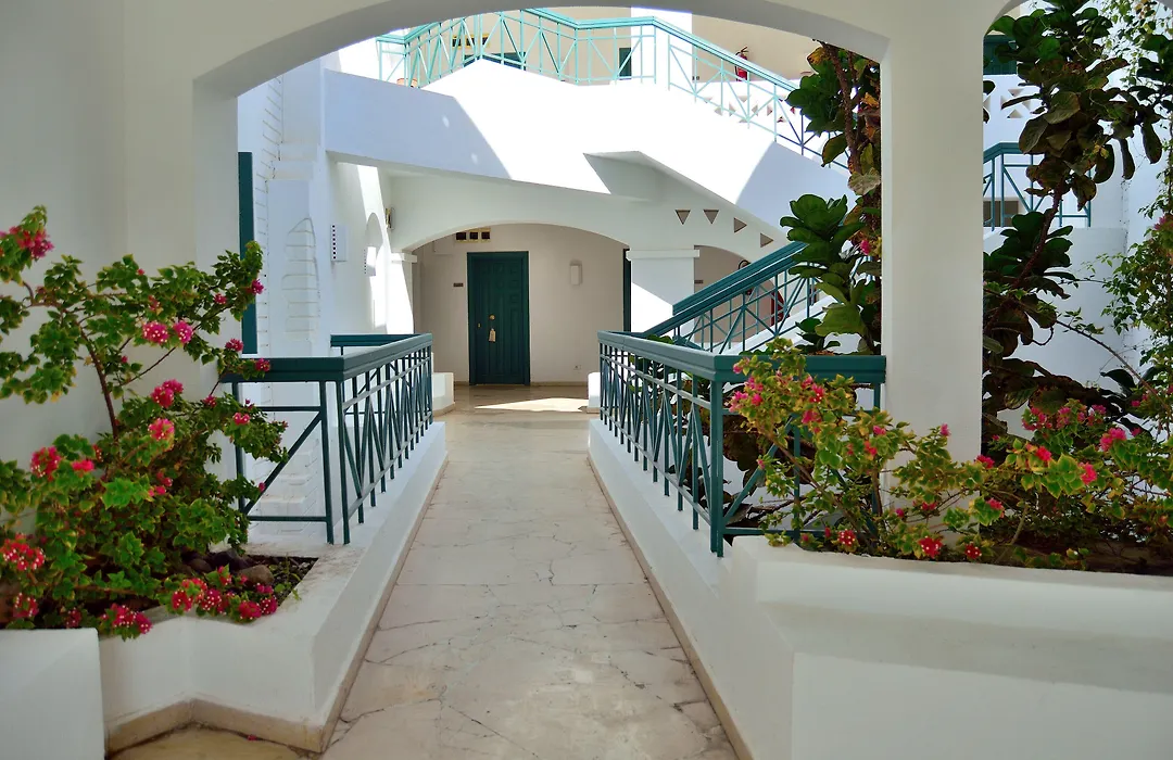 Jaz Neo Naama Bay-1